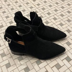 & Other Stories Women's Cutout Buckle Chelsea Suede Boots  Size 8